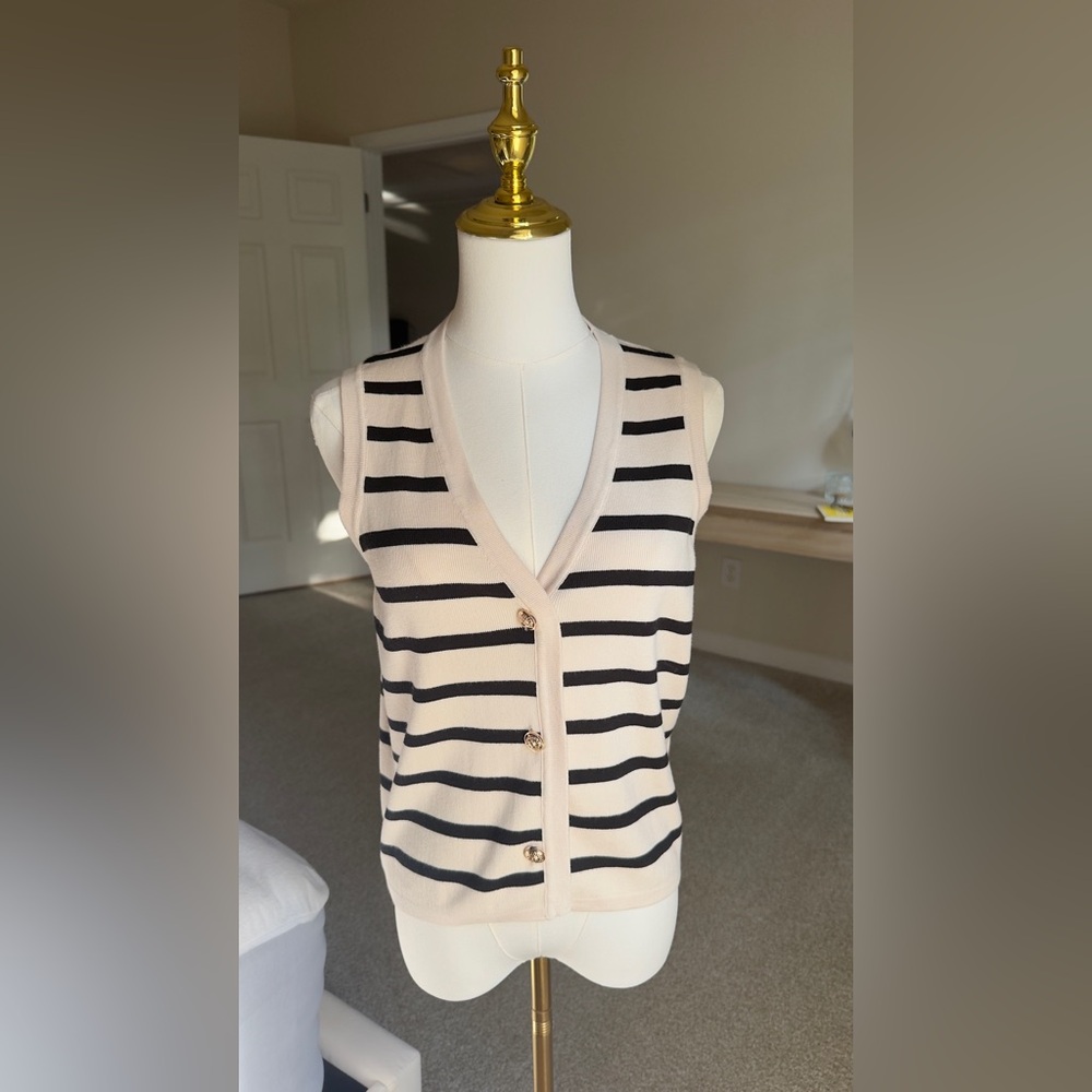 Striped Sleeveless Cardigan with Buttons